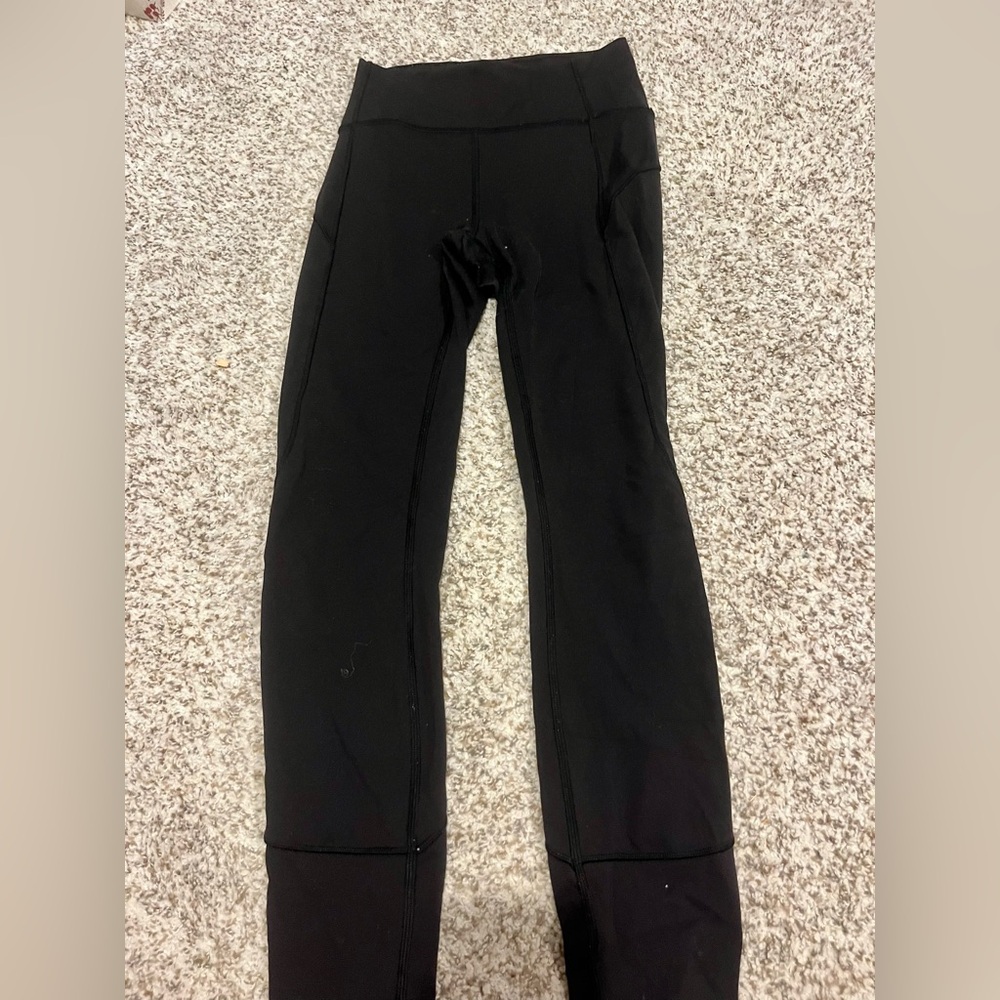 Black leggings with pockets